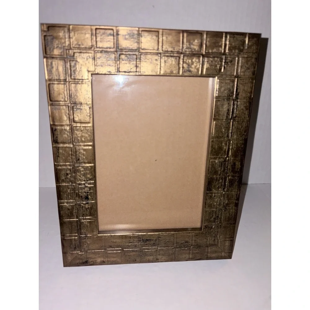 N/A distressed gold